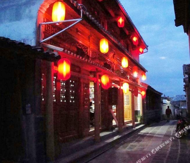 探索为啥大多数女性被家暴不选择离婚?话题——为啥大多数女性被家暴不选择离婚?红迪网平台